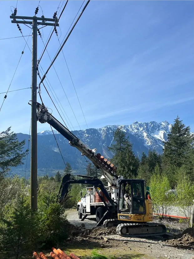 Metro Power line crew in action in Squamish